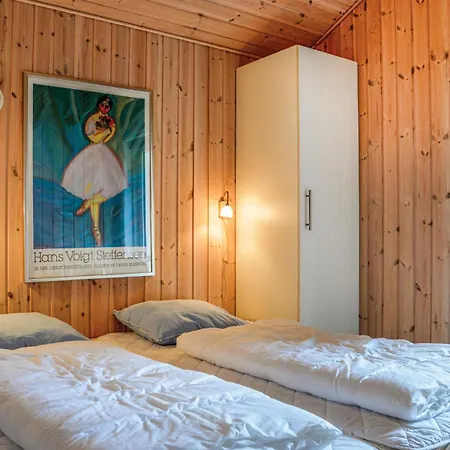 度假居 Three-bedroom In Ulfborg 乌尔夫堡