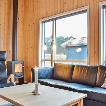 Three-bedroom In Ulfborg * 乌尔夫堡