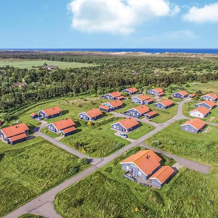 Three-bedroom In Ulfborg