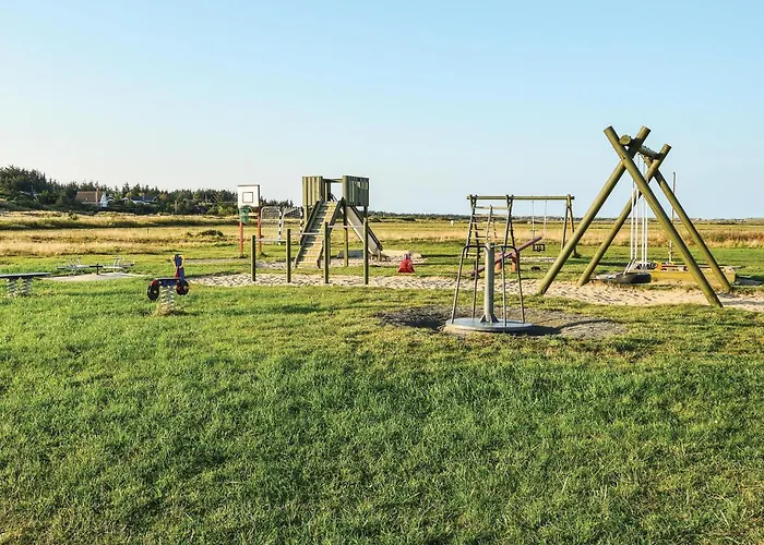 Three-bedroom In * Ulfborg